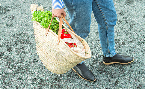 零购物城市的生态零废物购物杂货店水果女士产品亲属环境棉布袋塑料市场蔬菜背景