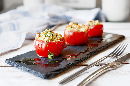 番茄加肉豆酱蔬菜饮食沙拉小吃午餐胡椒食物盘子美食图片