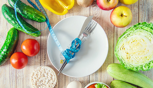 适当的营养概念 饮食 有选择的焦点减肥重量控制午餐烹饪食物健康蔬菜沙拉水果图片
