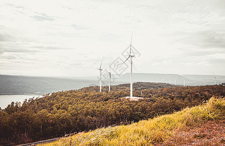 风力电力发电厂全景 泰国肖亚江自然景观 风力能源可持续性生命摘要转子螺旋桨刀片风车环境爬坡力量涡轮技术发电机图片