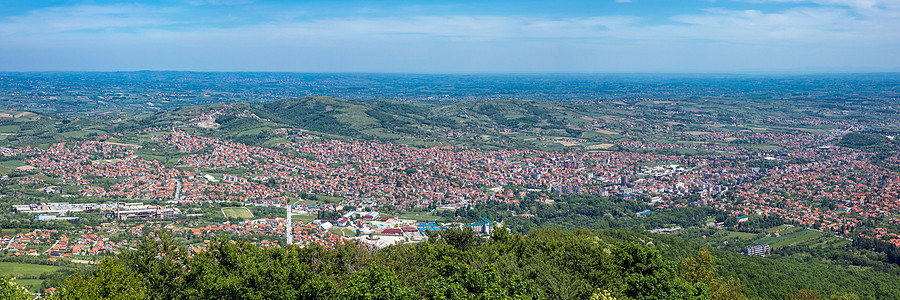 塞尔维亚市全景观城堡旅游街道旅行蓝色地标森林天线天空公园图片