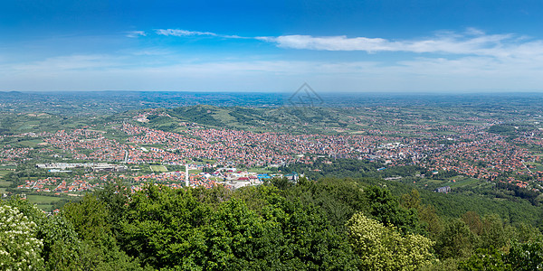 塞尔维亚市全景观公园森林国家城市街道天空旅行蓝色天线城堡图片