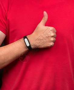 运动员和健身手镯技术脉冲腕带重量手腕探测器活动男人工具运动图片