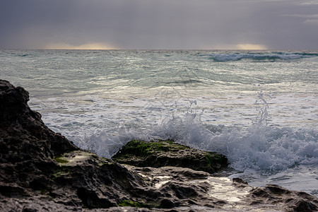 加勒比海沿岸带白沙和白石的海岸线热带海岸假期海洋天堂旅行海景花岗岩孤独蓝色图片
