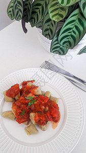 晚餐时做饭的家用烹饪成像牛肉盘子胡椒主菜香料餐饮食物沙拉鱼片美味图片