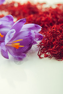 大量干燥的藏红花香料香气调味品宏观烹饪红花美食赛峰雌蕊情调味道图片