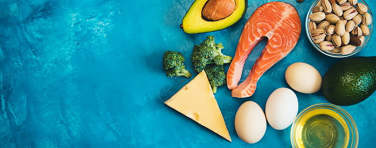 Keto饮食 蓝底食物 选择性焦点勺子烹饪营养木板美味用餐宏观海鲜木头午餐图片