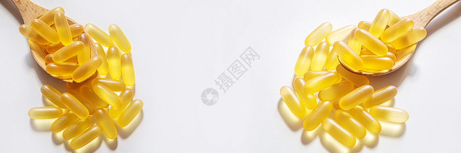 在白色背景上隔离的奥米加3凝胶胶囊 选择性焦点食物养分剂量药店产品饮食胶囊凝胶药物治疗图片