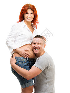 丈夫拥抱他怀孕的妻子家庭喜悦爸爸夫妻婴儿幸福男人母性腹部压痛图片