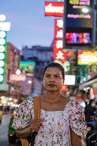 中国城曼谷泰国 中国城曼谷的混居街道食物景观传统商业车辆购物女士女性黑色运输图片