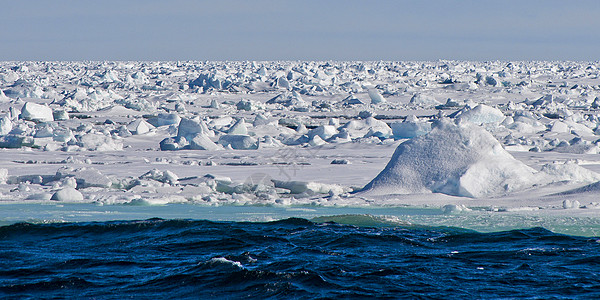 海冰 挪威N80o号包装冰的边缘高清图片