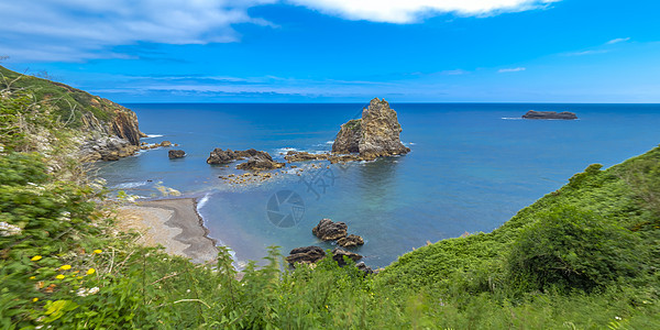 西班牙阿斯图里亚斯卡斯提卢Castiellu海滩皮库内斯岛岩石海洋场景旅行海岸风景旅游自然公园海岸线生态旅游图片