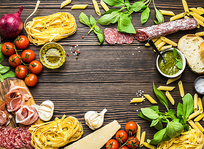 意大利传统食品 开胃菜和零食蔬菜午餐美食餐厅框架小吃火腿香蒜胡椒桌子图片
