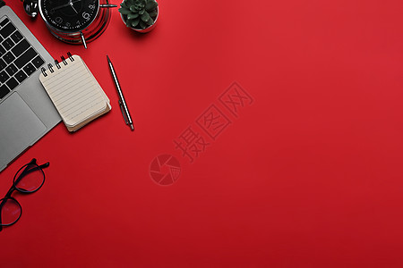 红色桌面商业技术高清图片