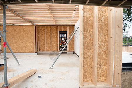 新建房屋建筑工地的坚固金属脚架 开始于2002年7月1日大厅运输龙门架建造桁架力量仓库安全制造业构造图片