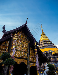 寺庙内礼拜堂和塔房各部分的泰国北部艺术图案古董历史旅行佛塔崇拜文化景点建筑学农村避难所图片