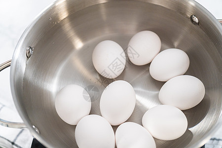 硬煮鸡蛋煮锅烹饪热水汤锅食物图片