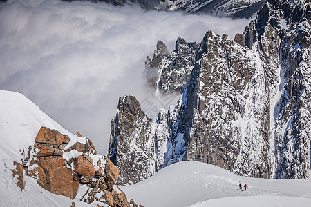 上萨瓦伊 查莫尼克斯 法属阿尔卑斯假期晴天冰川登山者目的地登山旅游冰帽表面地形图片