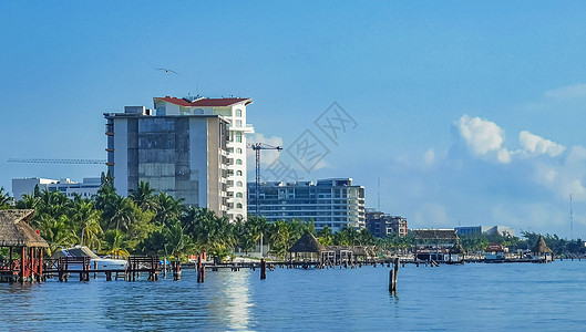 Playa Azul海滩棕榈海景全景 墨西哥坎昆异国码头情调酒店建筑物海洋支撑天堂热带火烈鸟图片