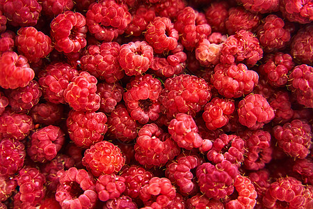 Ripe 红草莓特写 背景美食饮食团体茶点收成食物小吃水果浆果甜点图片