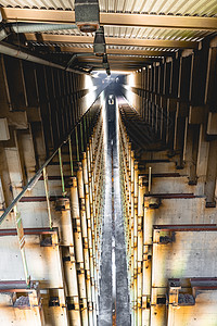 Urbex 旧废弃工厂垃圾机器都市快讯楼梯历史性衰变建筑学商业气体图片