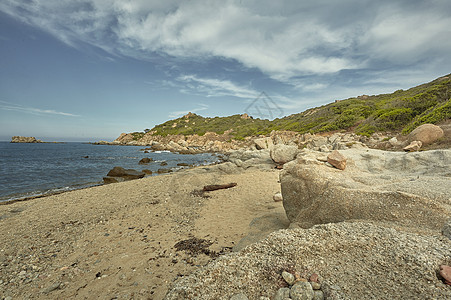 典型的撒丁岛地中海海滩图片