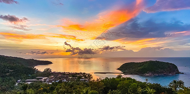 来自泰国山顶的岛夕阳风景日落热带阳光旅行天堂海洋日出地平线太阳海岸线图片