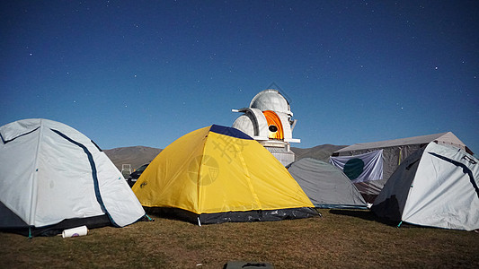 在天文台附近的一个帐篷营地 佩尔赛德星瀑布车站天空星系天文学地标流星夜空行星雷达星星图片