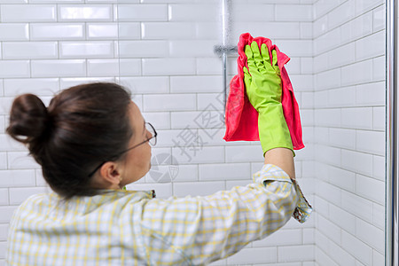 女性清洁擦洗淋浴玻璃 用带微纤维的毛巾家庭管家手套洗涤抛光抹布服务保姆制品主妇图片