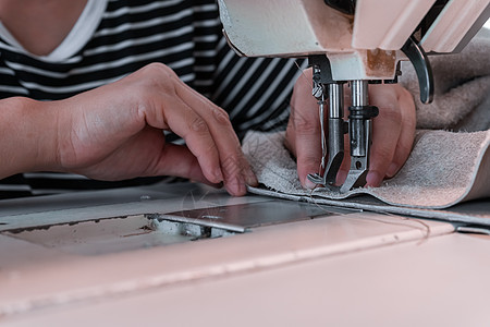 缝织机工具工艺爱好剪裁生产技术制造业职场缝纫机材料图片