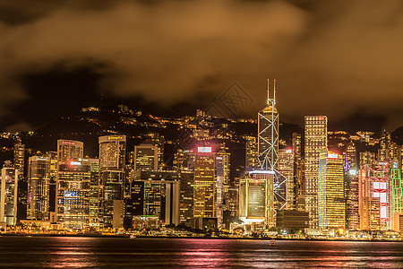 从维多利亚港看到香港的夜视风景夜空照明城市摩天大楼办公楼夜景商业街景建筑建筑群图片