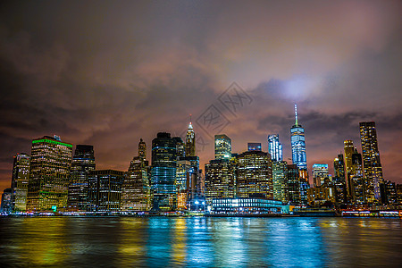 纽约曼哈顿夜景商业照明外国景观旅行摩天大楼城市天空建筑群建筑图片