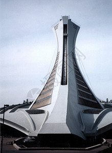 蒙特利尔奥林匹克运动会低角体育场塔图片
