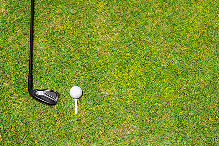 高尔夫球场绿色草地的高尔夫俱乐部最佳景色运动高尔夫球爱好手套配饰球座课程场地草皮齿轮图片