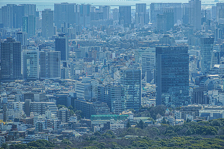 从东京市政厅天文台看到东京市风景的东京城景商业首都晴天街景摩天大楼设施企业形象建筑景观景点图片