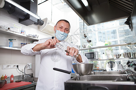 餐饮厨房专业厨师烹饪食物职业安全油炸男人卫生屠夫口罩餐厅图片