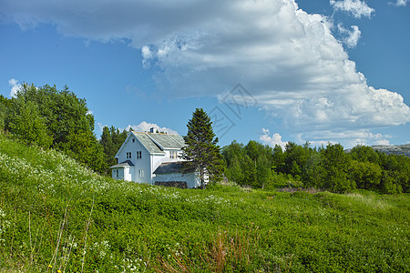 北欧乡村的古色古香的小屋 挪威乡村的一座古色古香的乡间别墅图片