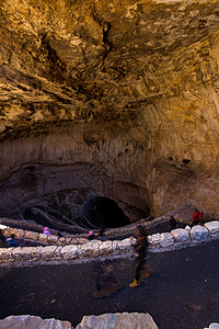 卡尔斯巴德洞穴小路岩石纳米图片