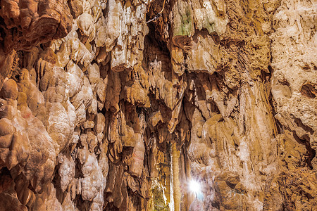希腊一个洞穴里 形成石灰岩矿的形态图片