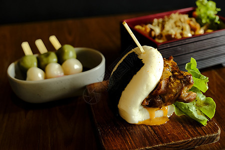 平田包子 日本蒸汽包子里装满猪肉 黄瓜 卡拉格 日本传统食品盘子拉面米饭植物面包美食烹饪食物蔬菜庆典图片