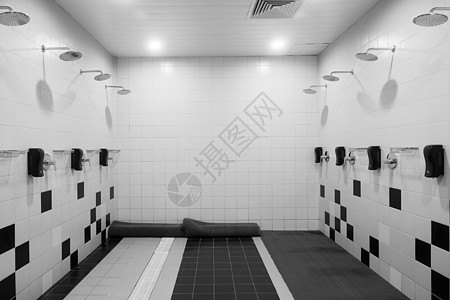 健身房的淋浴间 时尚的淋浴室图片