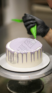 蛋糕设计师挤压管道袋 装有薄膜加冰霜 装饰顶层糖喷嘴黄油卫生食品人手磨砂饮食糕点裱花袋制造业图片