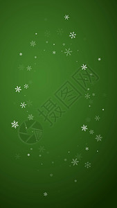 美丽的降雪圣诞节背景 微妙的飞雪花和圣诞绿色背景上的星星 美丽的降雪叠加模板 垂直矢量图薄片暴风雪卷轴雪片新年雪花辉光故事图片
