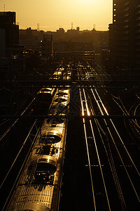 日落城市景和跟踪图像交通车辆电力乡愁双铁线路铁线铁道电线天空图片