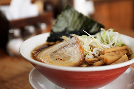 拉门日日日面汤日本意大利菜面条豆腐午餐筷子食物猪肉盘子美食洋葱大豆图片