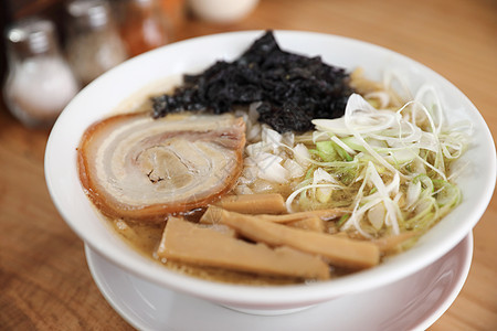 Tsukemen 拉面日本面条汤日本食品美食肉汤食物大豆盘子午餐豆腐肉丸烹饪猪肉图片