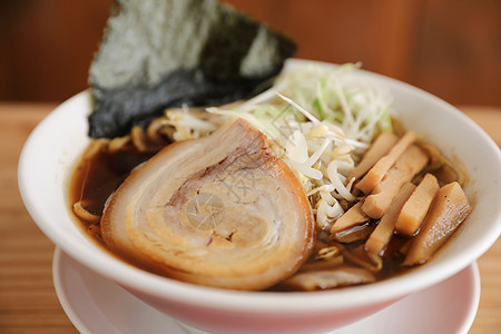 拉门日日日面汤日本意大利菜盘子美食猪肉面条蔬菜大豆肉丸午餐洋葱食物图片