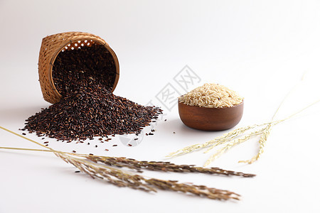 有机生棕褐大米和密闭的稻谷美食烹饪稻田粮食木头营养谷物食物小麦乡村图片