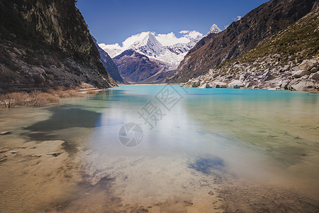 秘鲁安卡什 安第斯山脉雪积的松石帕龙湖晴天风景天空远足蓝色摄影冰川海滩雪山荒野图片