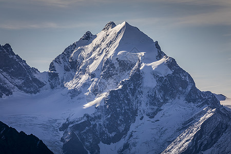 Bernina和Palu山脉 瑞士恩加丁阿尔卑斯山有冰川爬坡雪山山峰假期环境登山鸟瞰图旅行目的地气候图片